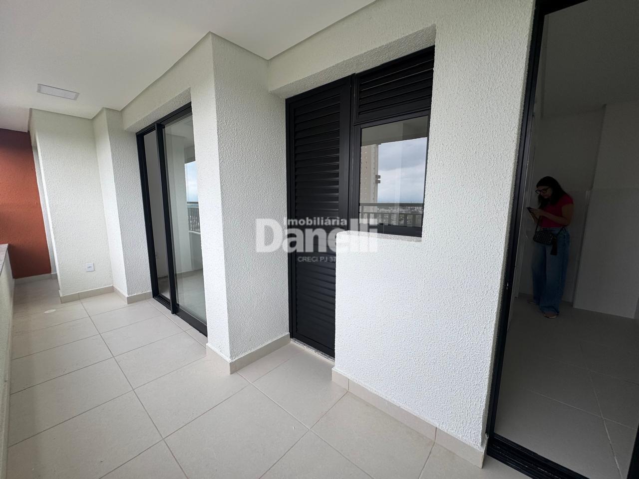 Apartamento à venda no Loteamento Residencial e Comercial Bosque Flamboyant: 