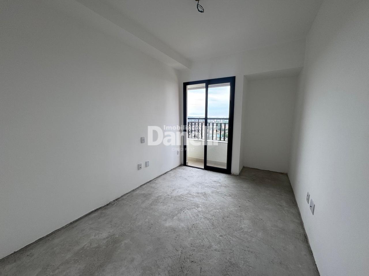 Apartamento à venda no Loteamento Residencial e Comercial Bosque Flamboyant: 