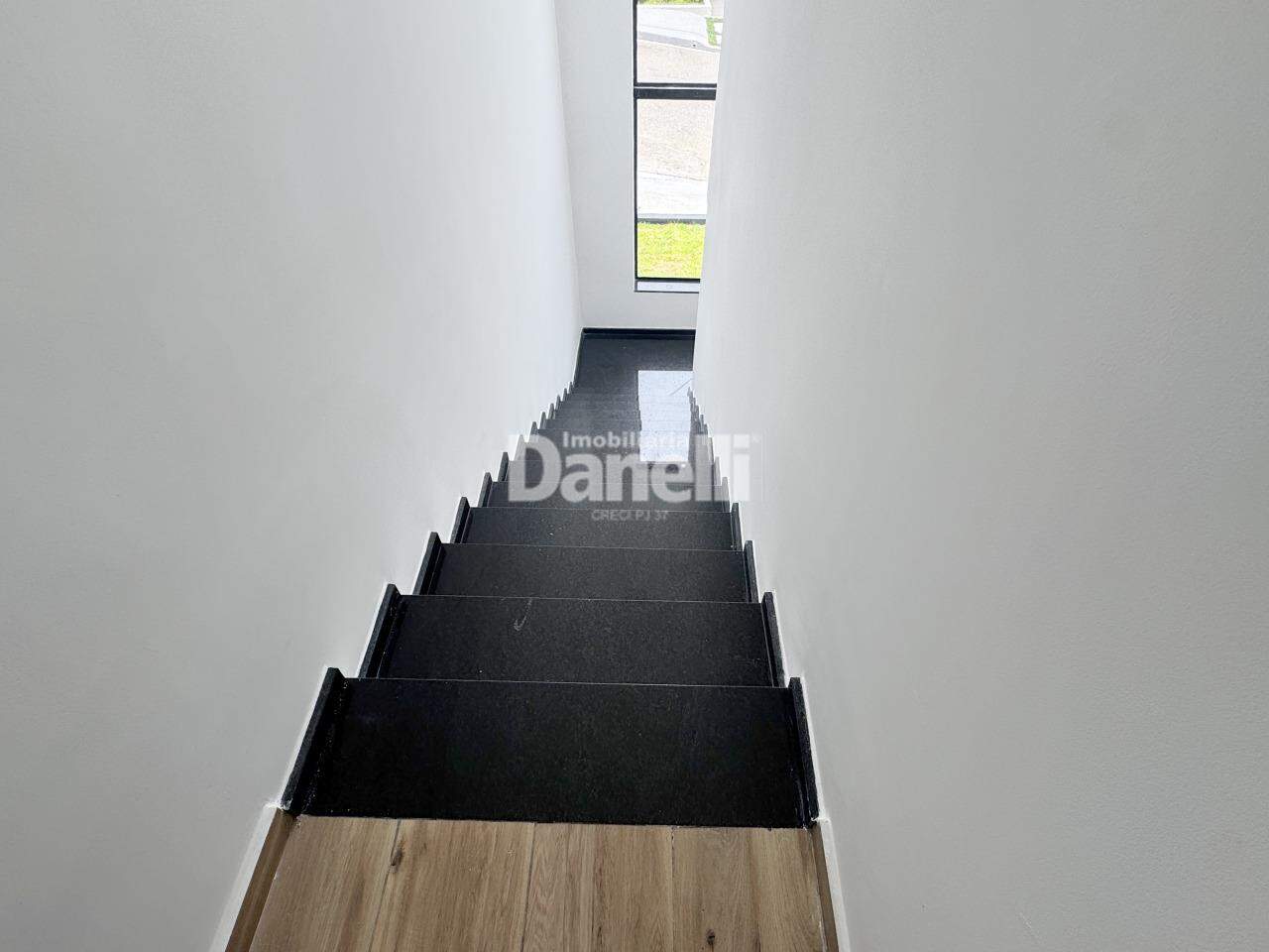 Casa em Condomínio à venda no Morada dos Nobres: 