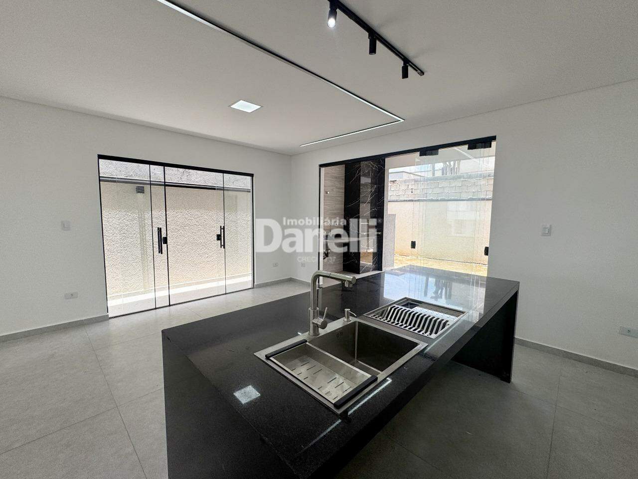 Casa em Condomínio à venda no Morada dos Nobres: 