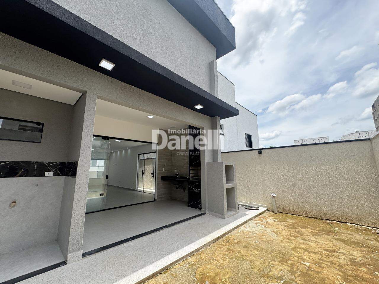 Casa em Condomínio à venda no Morada dos Nobres: 