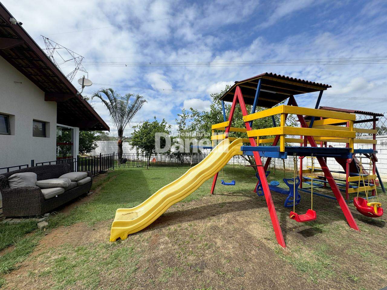 Casa em Condomínio à venda no Barreiro: 