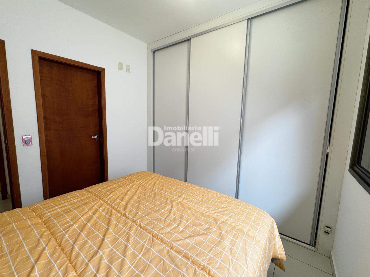 Casa em Condomínio à venda no Barreiro: 