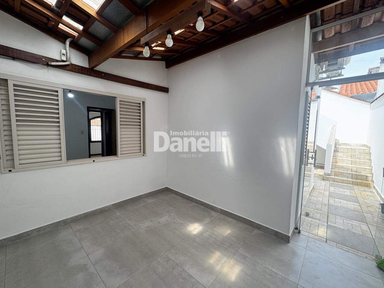 Casa à venda no Jardim Independência: 