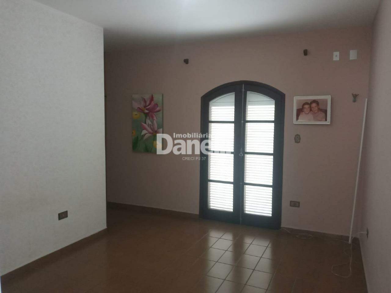 Sobrado à venda no Esplanada Santa Terezinha: 