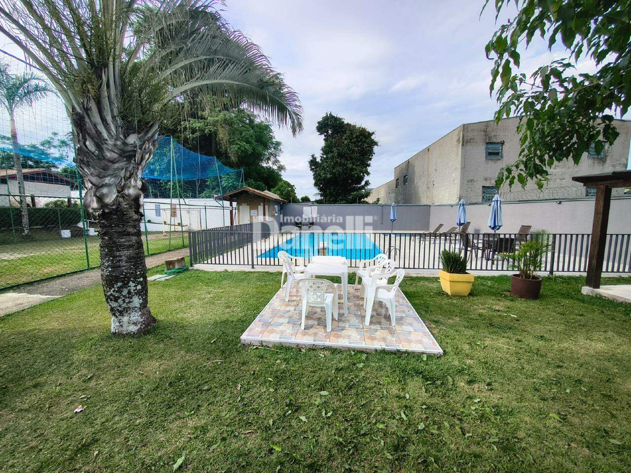 Casa em Condomínio à venda no Piracangaguá: 