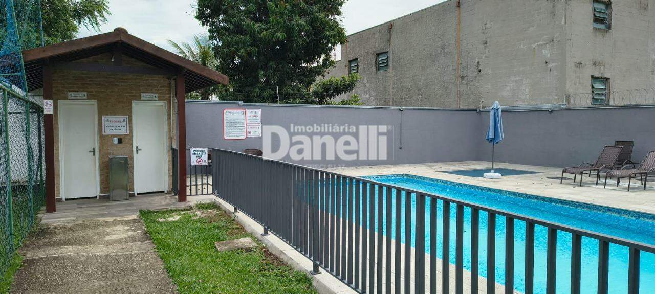 Casa em Condomínio à venda no Piracangaguá: 