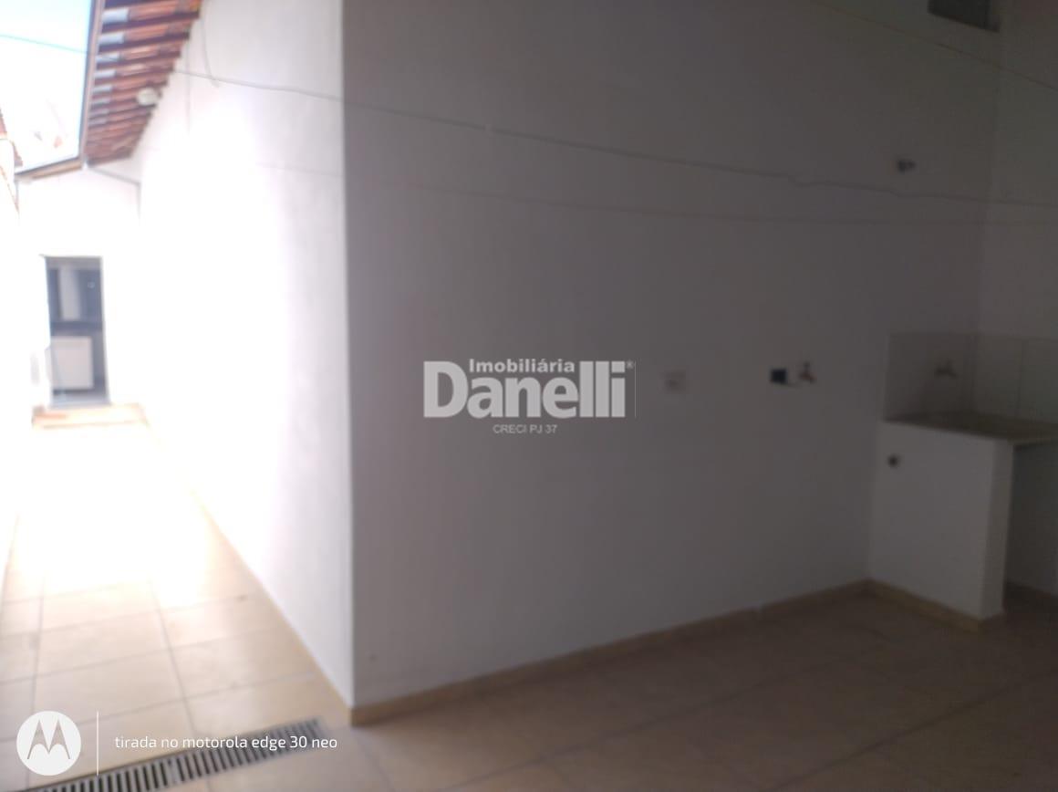 Casa à venda no Jardim Marlene Miranda: 