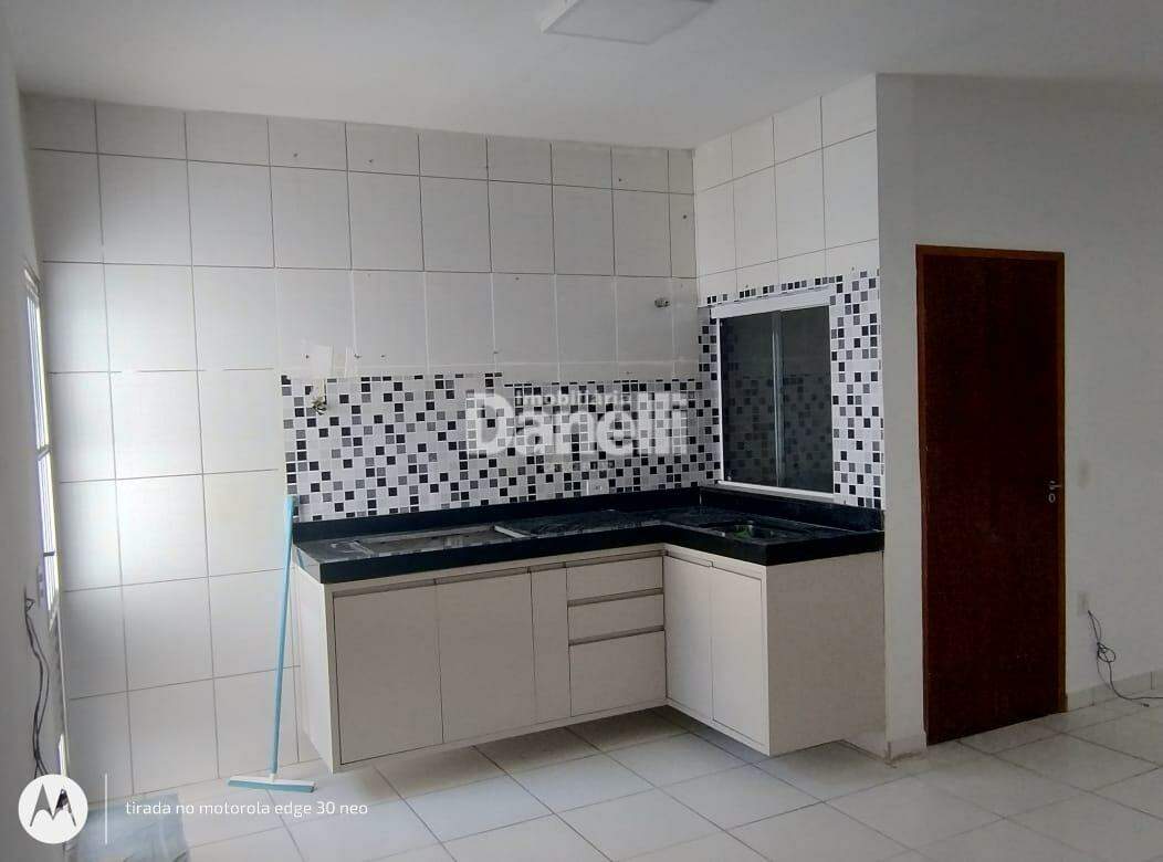 Casa à venda no Jardim Marlene Miranda: 