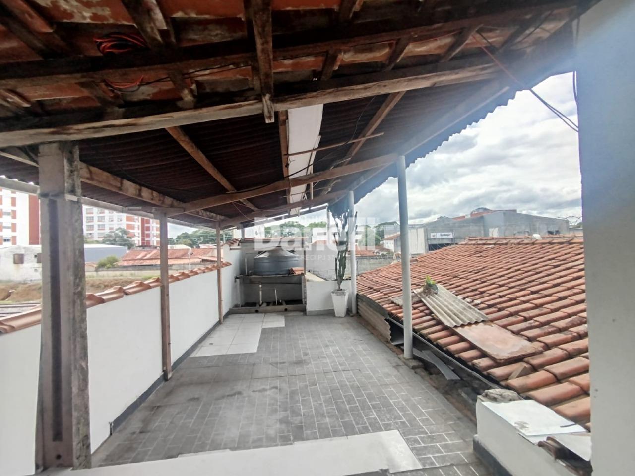 Casa à venda no Centro: 