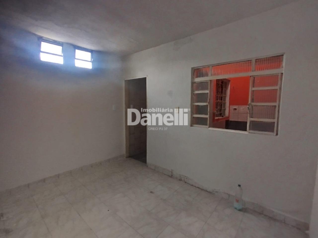 Casa à venda no Centro: 