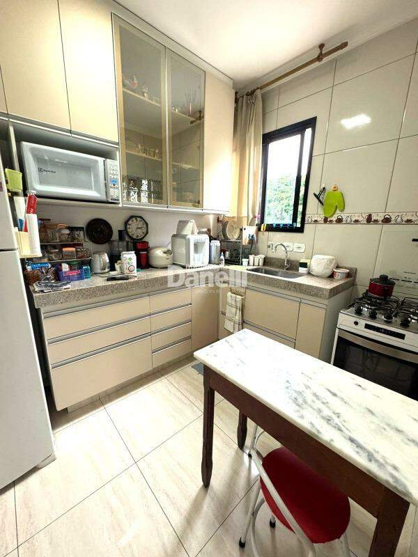 Apartamento à venda no Independência: 