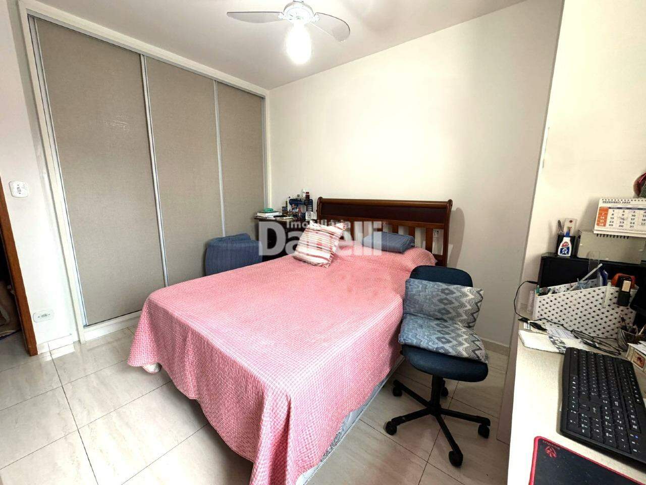 Apartamento à venda no Independência: 