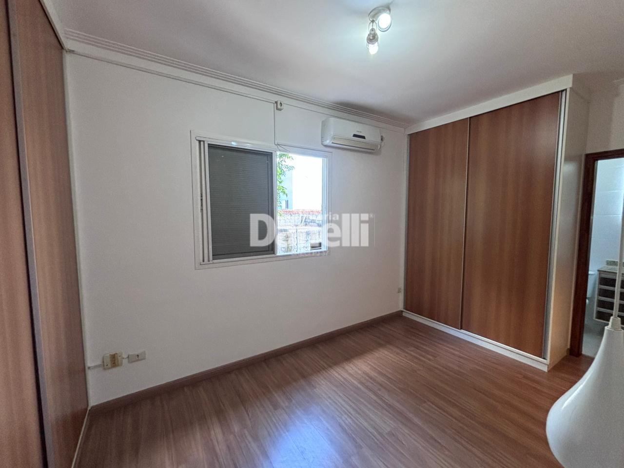 Casa em Condomínio à venda no Esplanada Independência: 