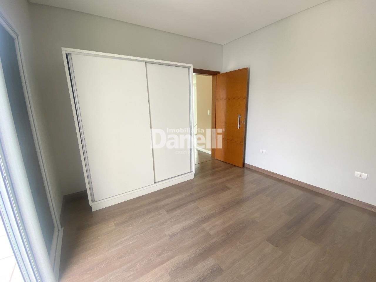 Casa em Condomínio à venda no Loteamento Residencial Campos do Conde II: 