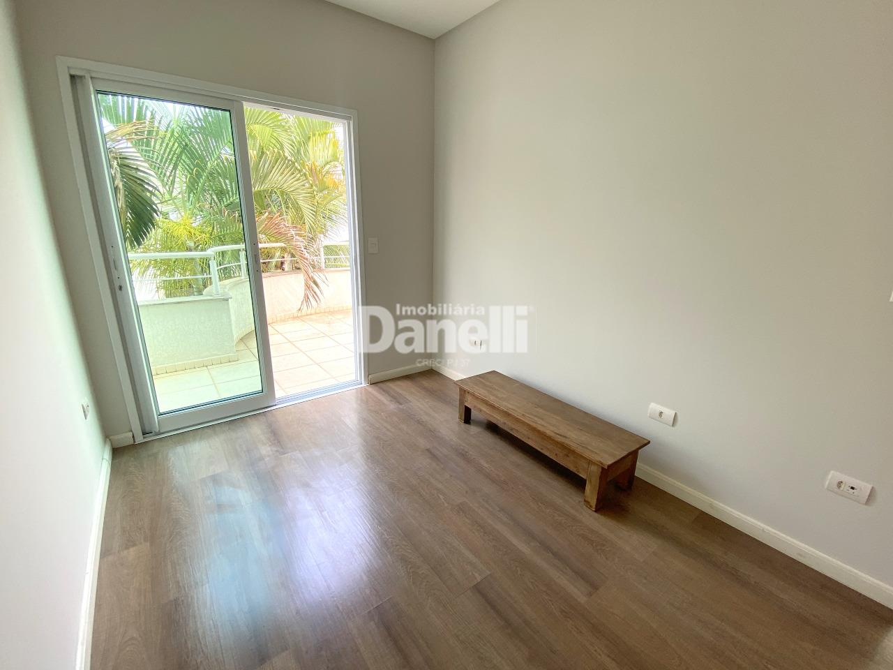 Casa em Condomínio à venda no Loteamento Residencial Campos do Conde II: 