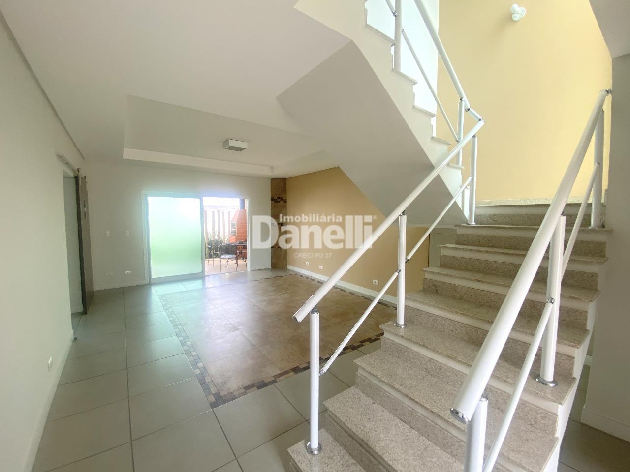 Casa em Condomínio à venda no Loteamento Residencial Campos do Conde II: 