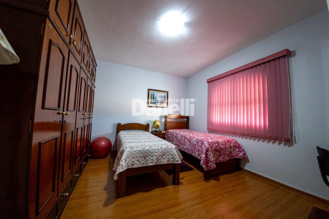 Casa à venda no Loteamento Parque das Fontes: 