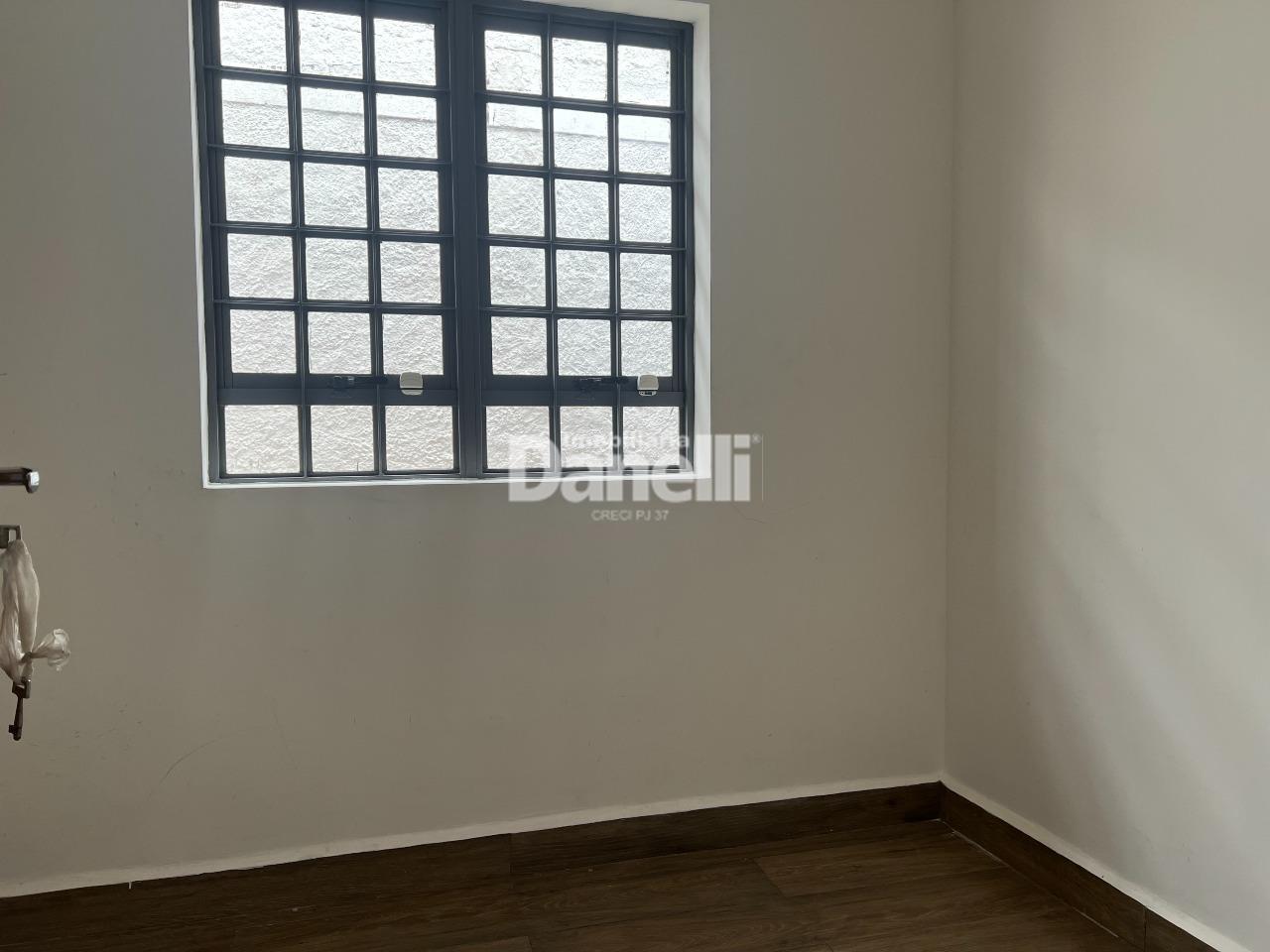 Casa à venda no Parque São Luís: 