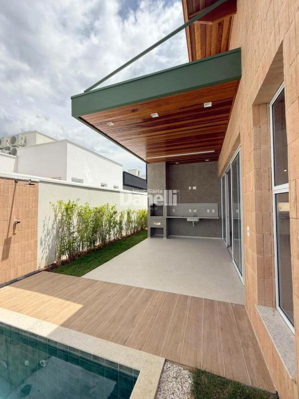 Casa em Condomínio à venda no Residencial OuroVille: 