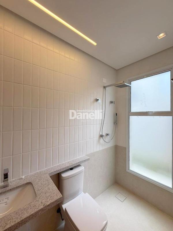 Casa em Condomínio à venda no Residencial OuroVille: 