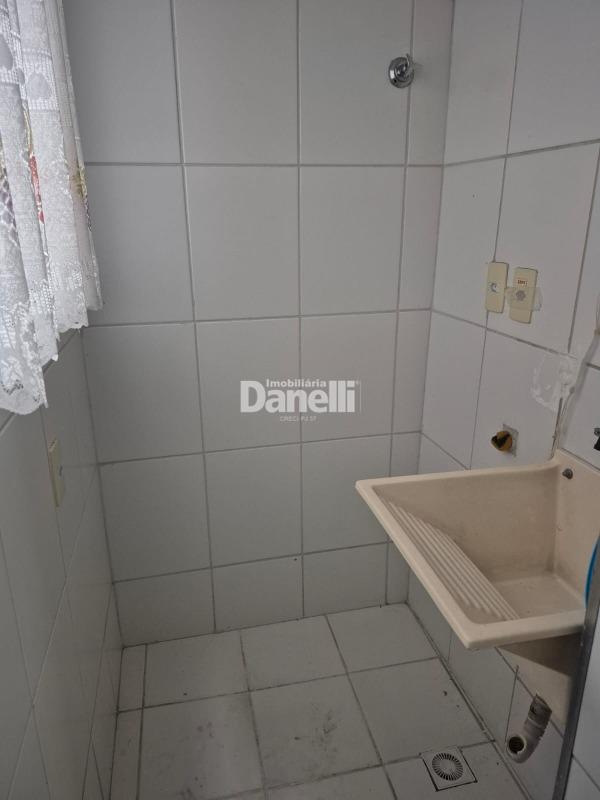 Apartamento à venda no Granja Daniel: 
