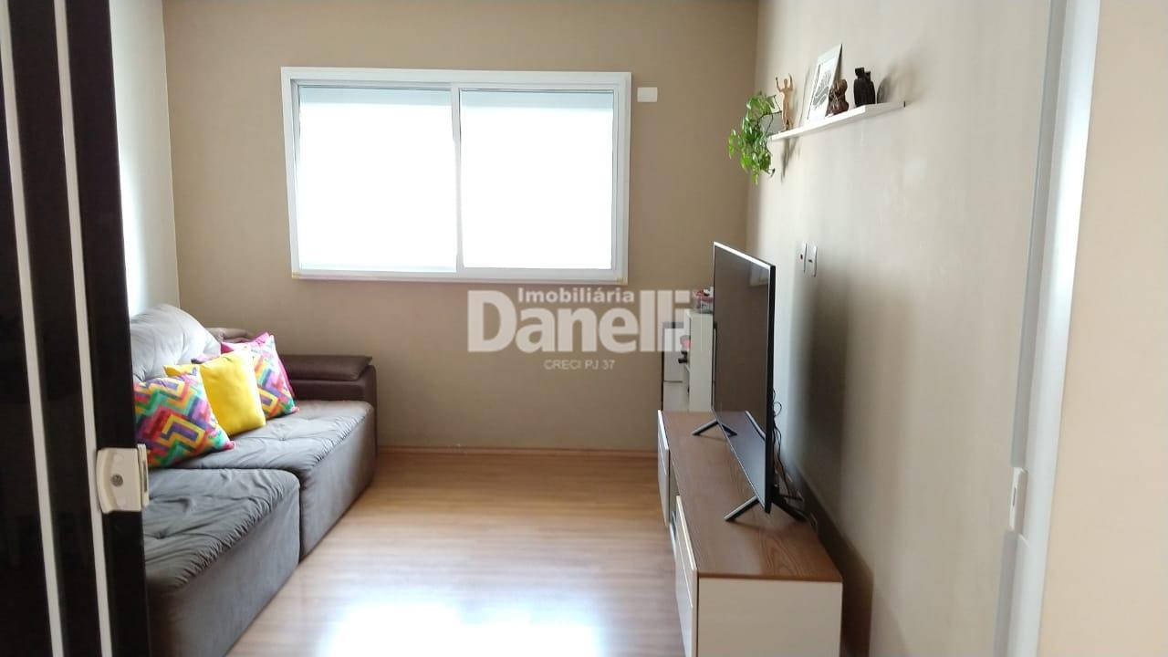 Casa em Condomínio à venda no Caminho Novo: 