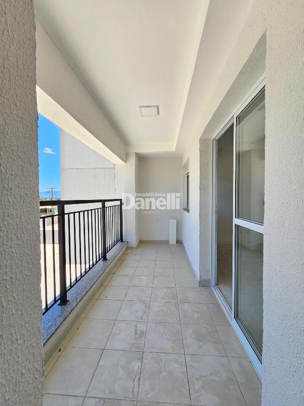 Apartamento à venda no Loteamento Residencial e Comercial Bosque Flamboyant: 