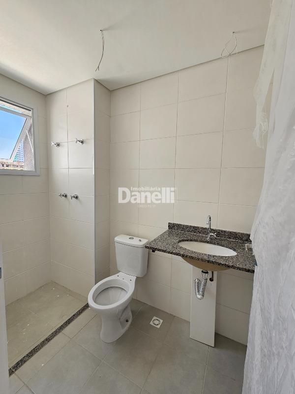 Apartamento à venda no Loteamento Residencial e Comercial Bosque Flamboyant: 