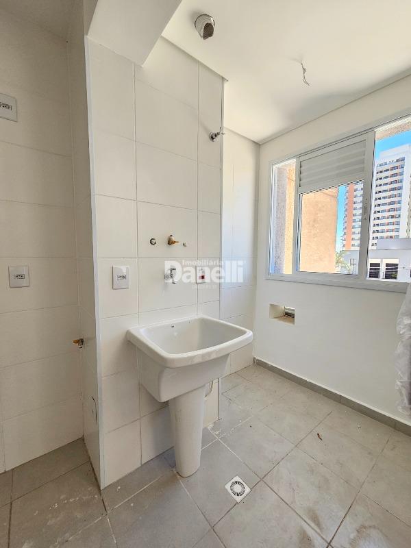 Apartamento à venda no Loteamento Residencial e Comercial Bosque Flamboyant: 