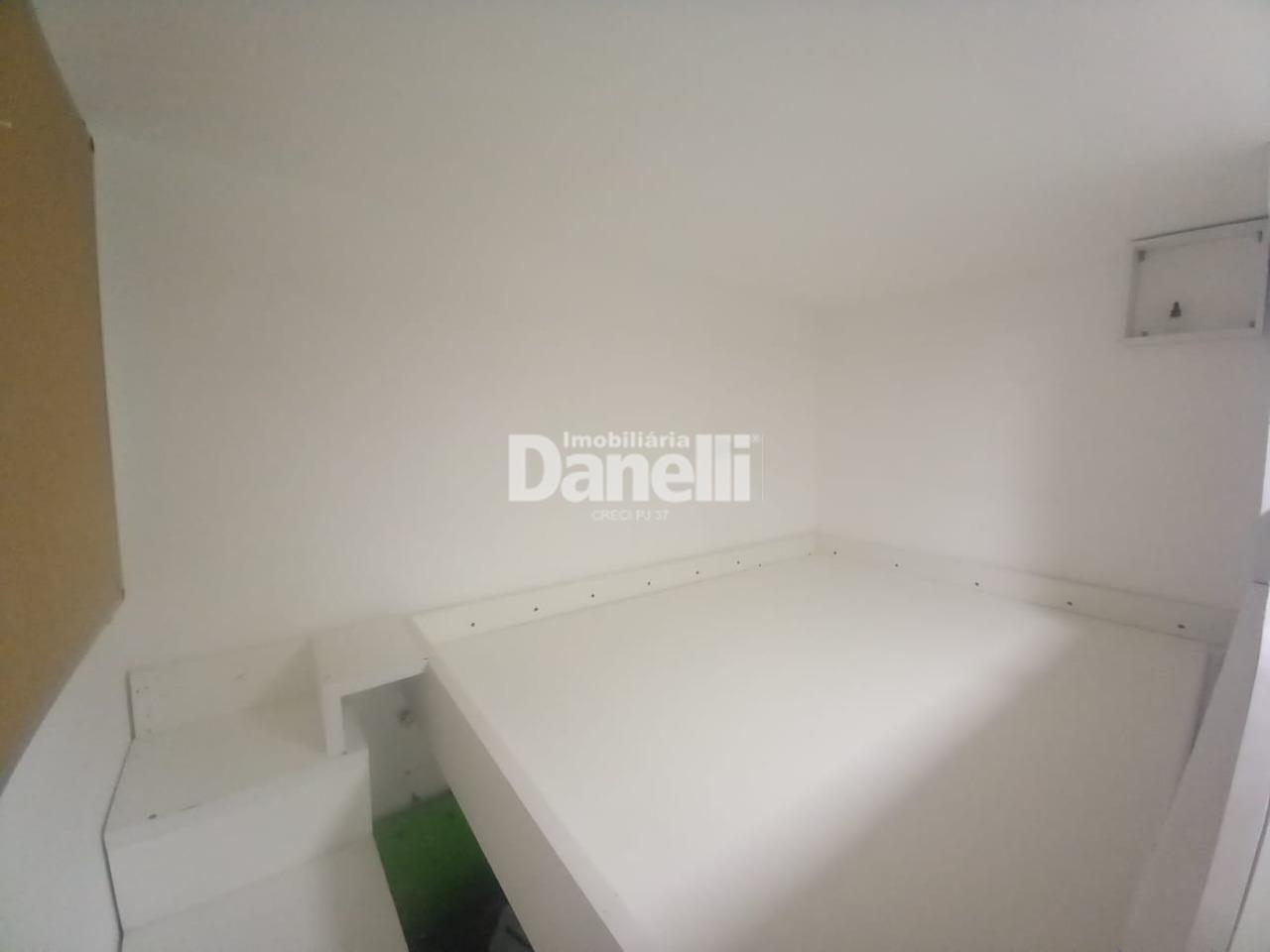 Apartamento para aluguel no Areao: 