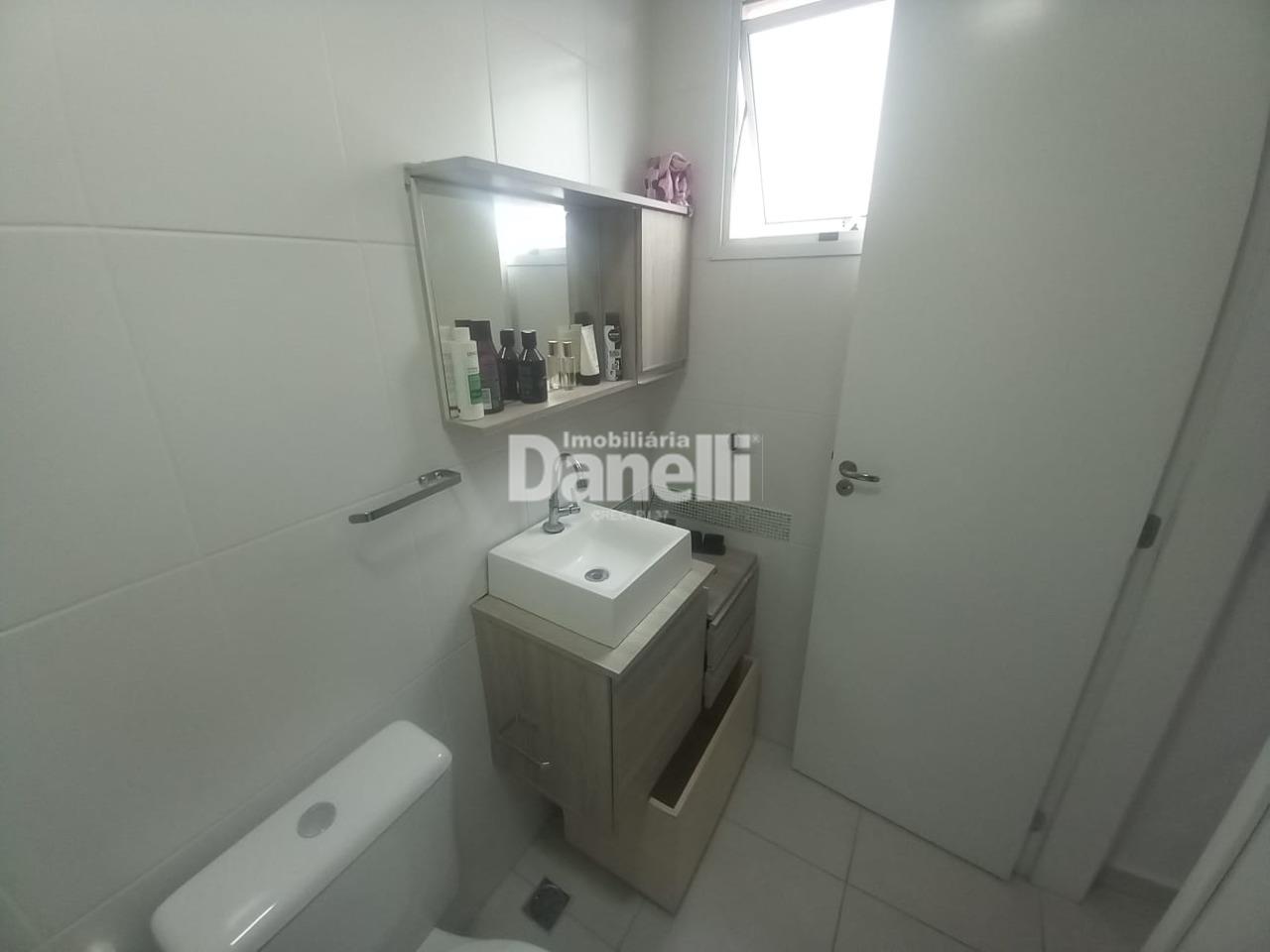 Apartamento para aluguel no Areao: 