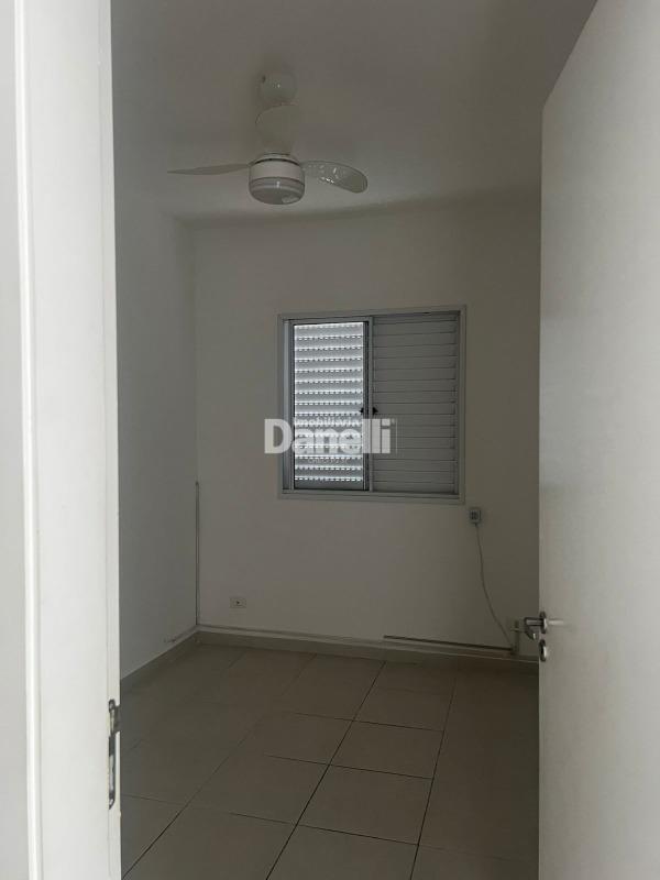 Apartamento para aluguel no Areao: 