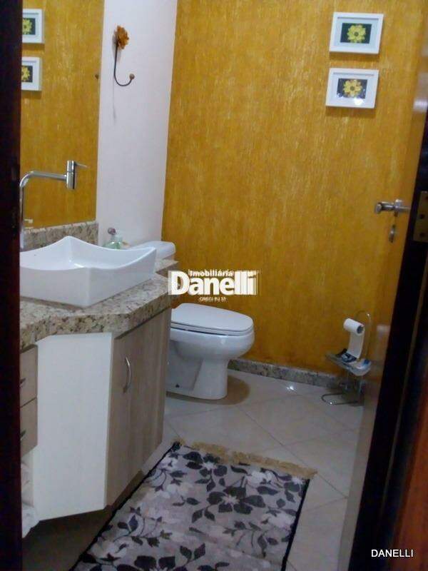 Casa para aluguel no Granja Daniel: 