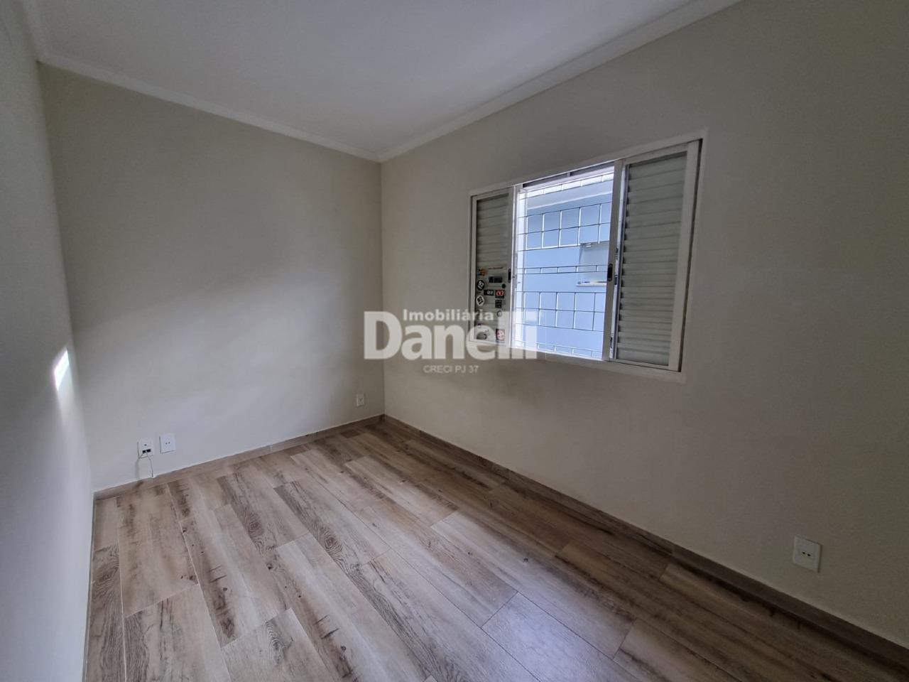 Casa à venda no Loteamento Residencial e Comercial Bosque Flamboyant: 