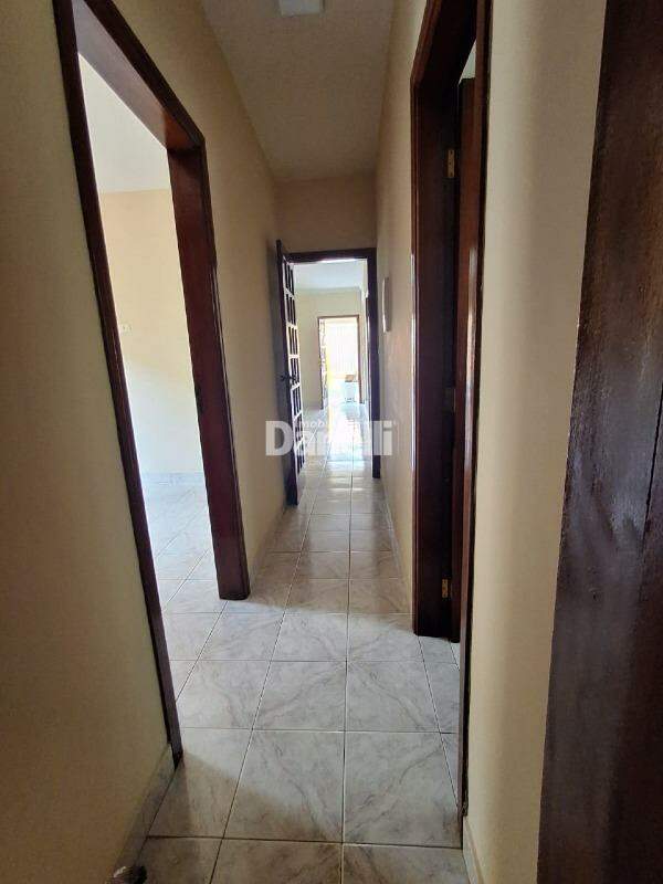 Casa para aluguel no Esplanada Santa Terezinha: 
