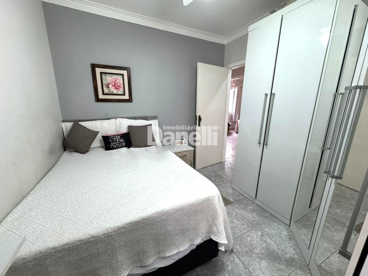 Casa à venda no Jardim Maria Augusta: 