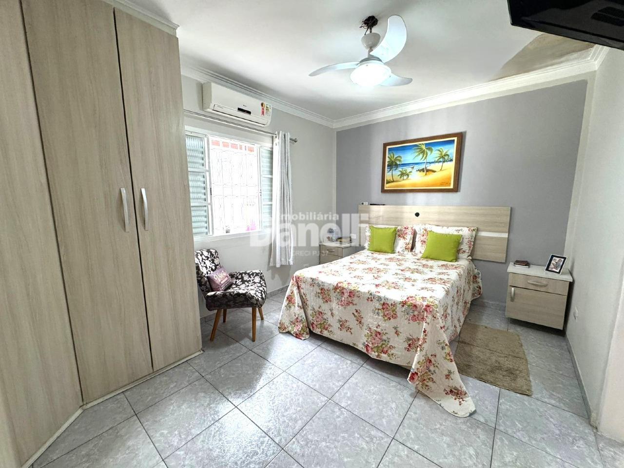 Casa à venda no Jardim Maria Augusta: 