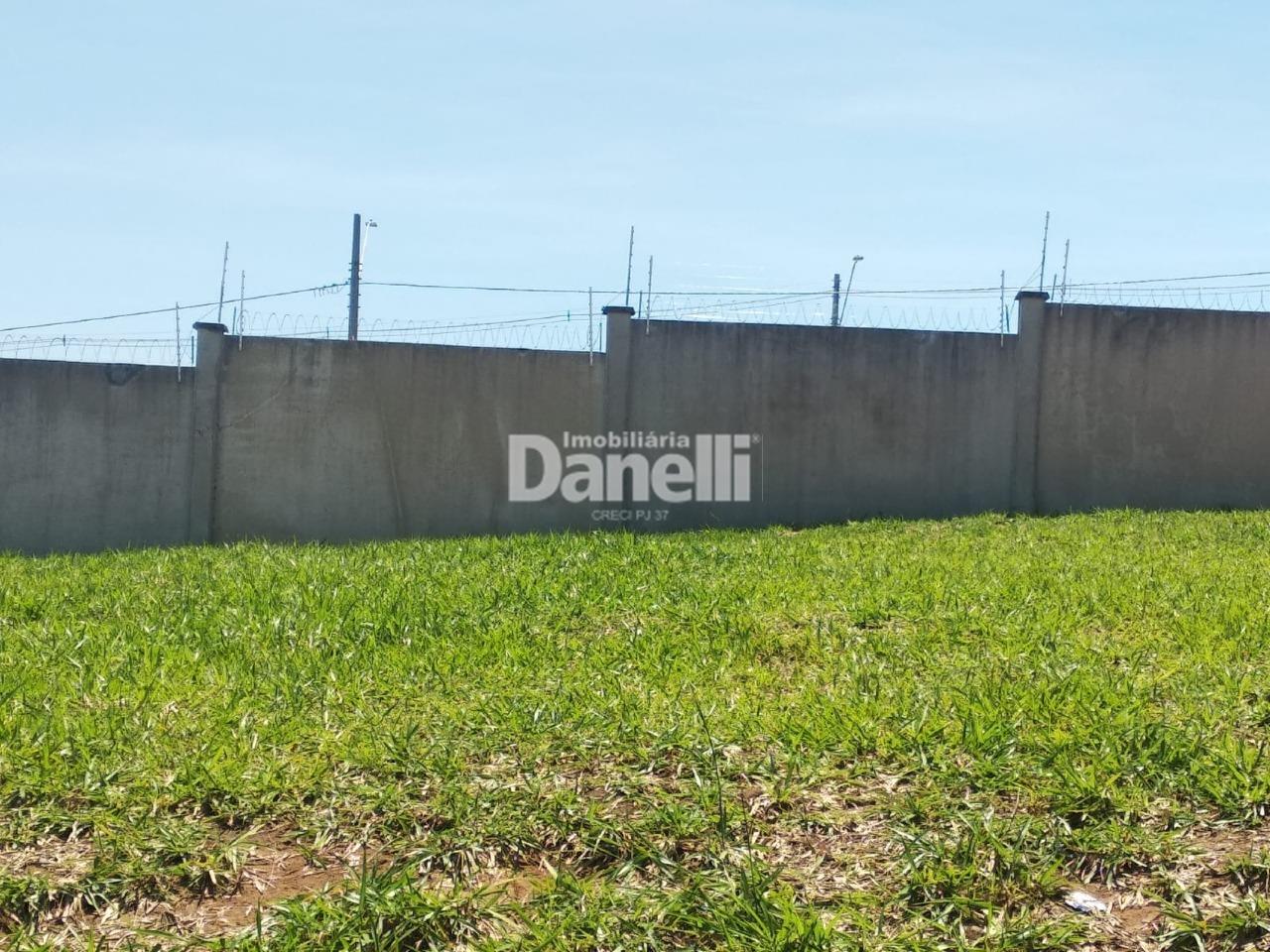 Lote em Condomínio à venda no Vale dos Cristais: 