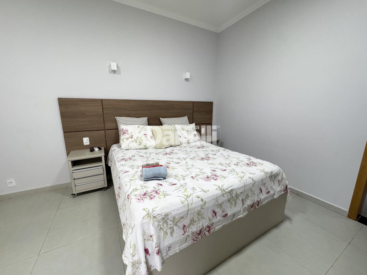 Casa à venda no Loteamento Residencial Vargas: 