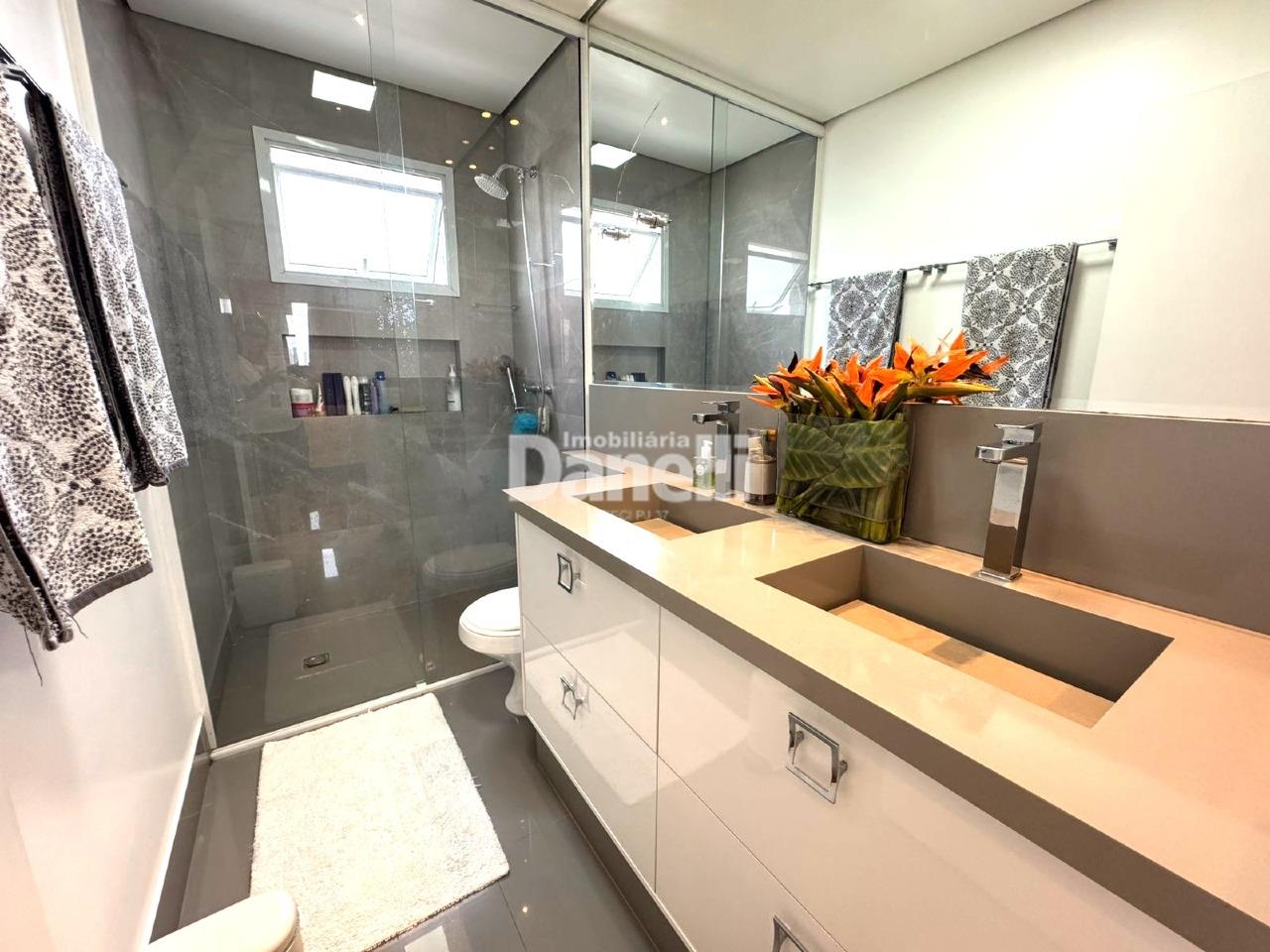 Apartamento à venda no Loteamento Residencial e Comercial Bosque Flamboyant: 