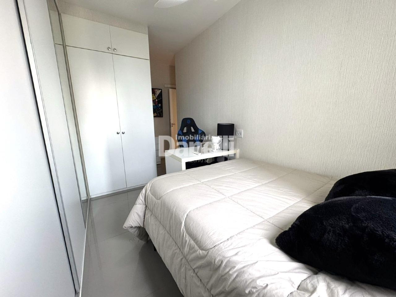 Apartamento à venda no Loteamento Residencial e Comercial Bosque Flamboyant: 