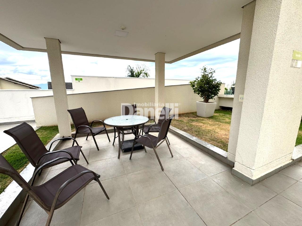 Apartamento à venda no Loteamento Residencial e Comercial Bosque Flamboyant: 