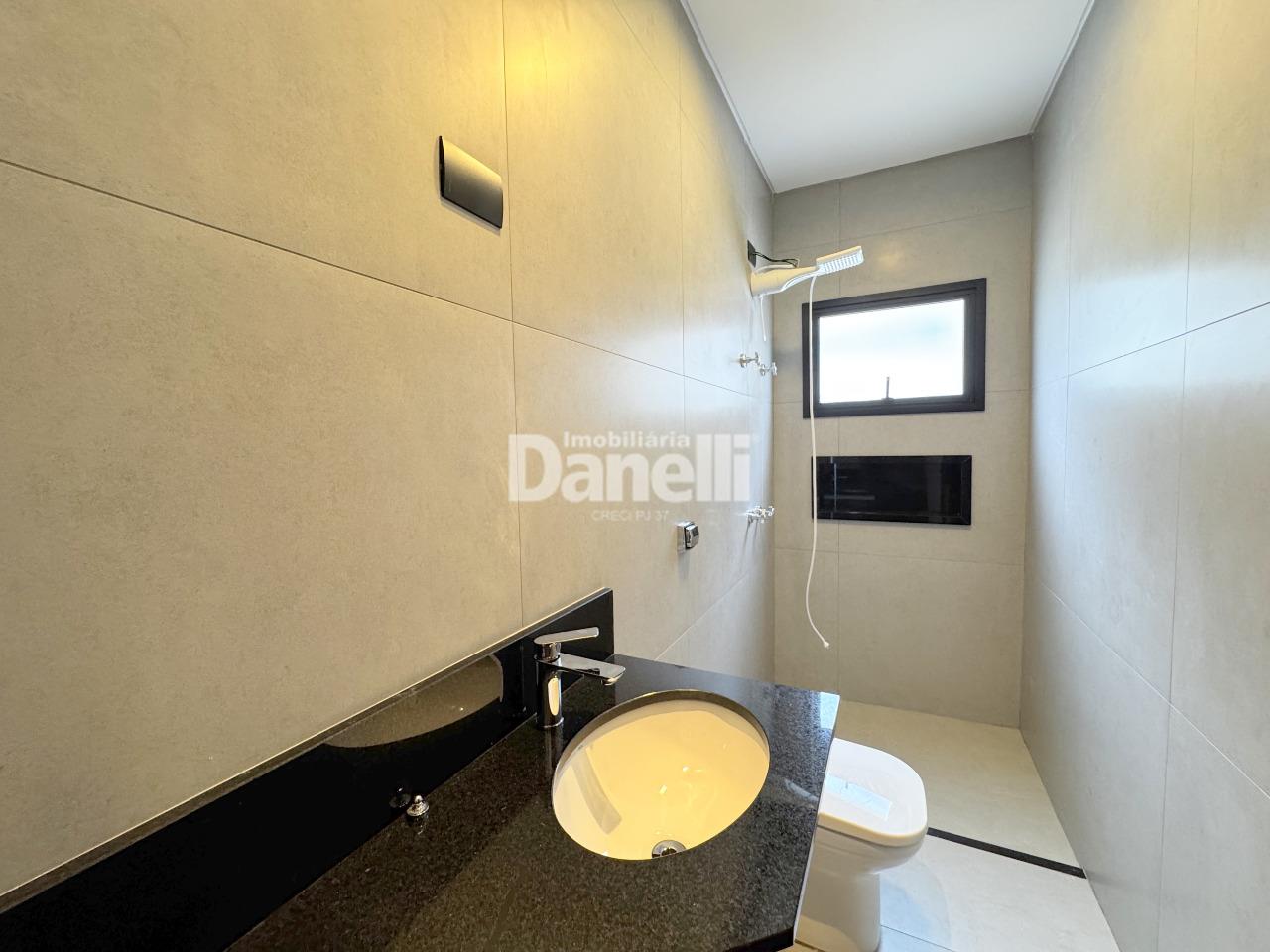 Casa em Condomínio à venda no Areao: 