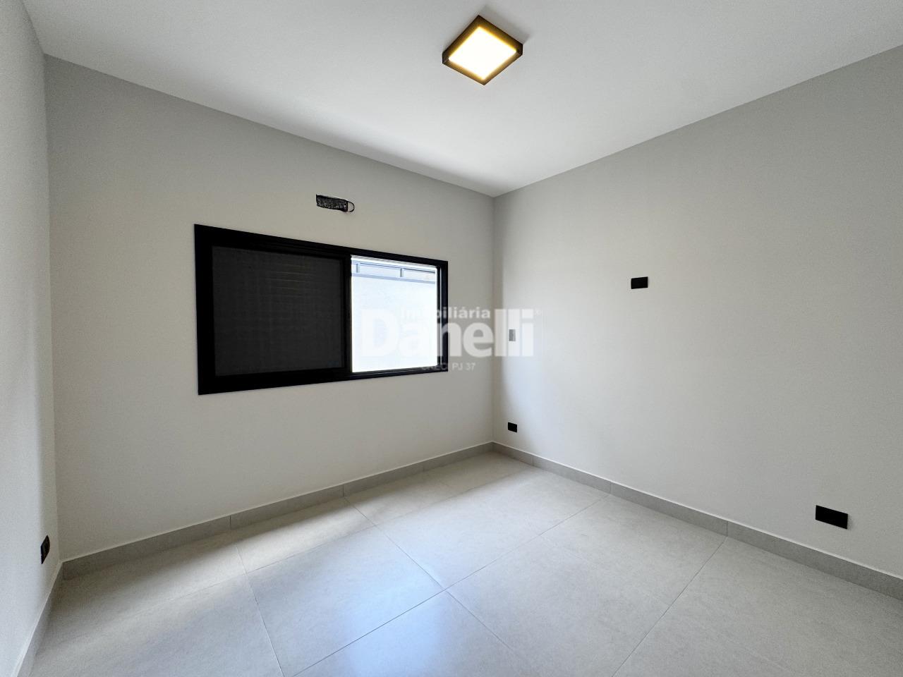 Casa em Condomínio à venda no Areao: 