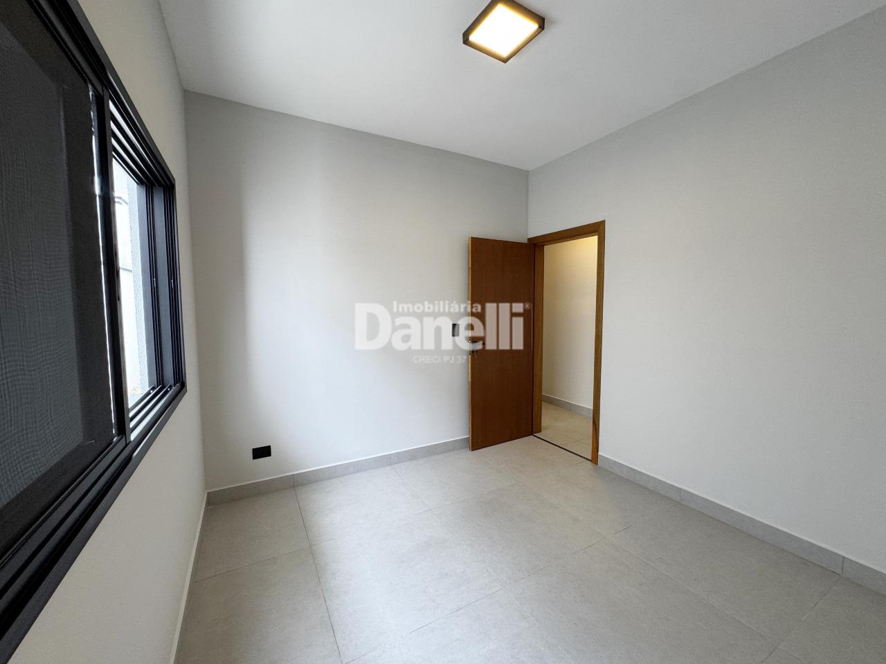 Casa em Condomínio à venda no Areao: 