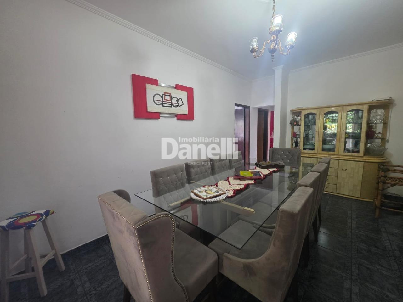 Sobrado à venda no Vila São José: 