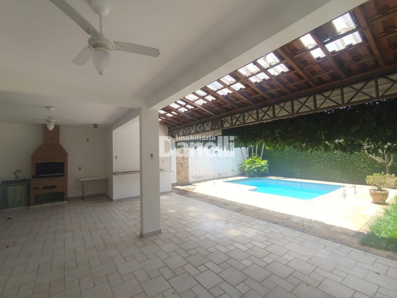 Casa em Condomínio para aluguel no Jardim Independência: 