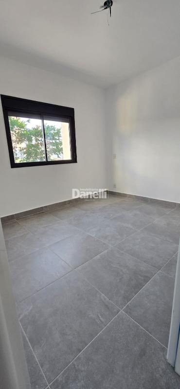 Apartamento à venda no Loteamento Residencial e Comercial Bosque Flamboyant: 