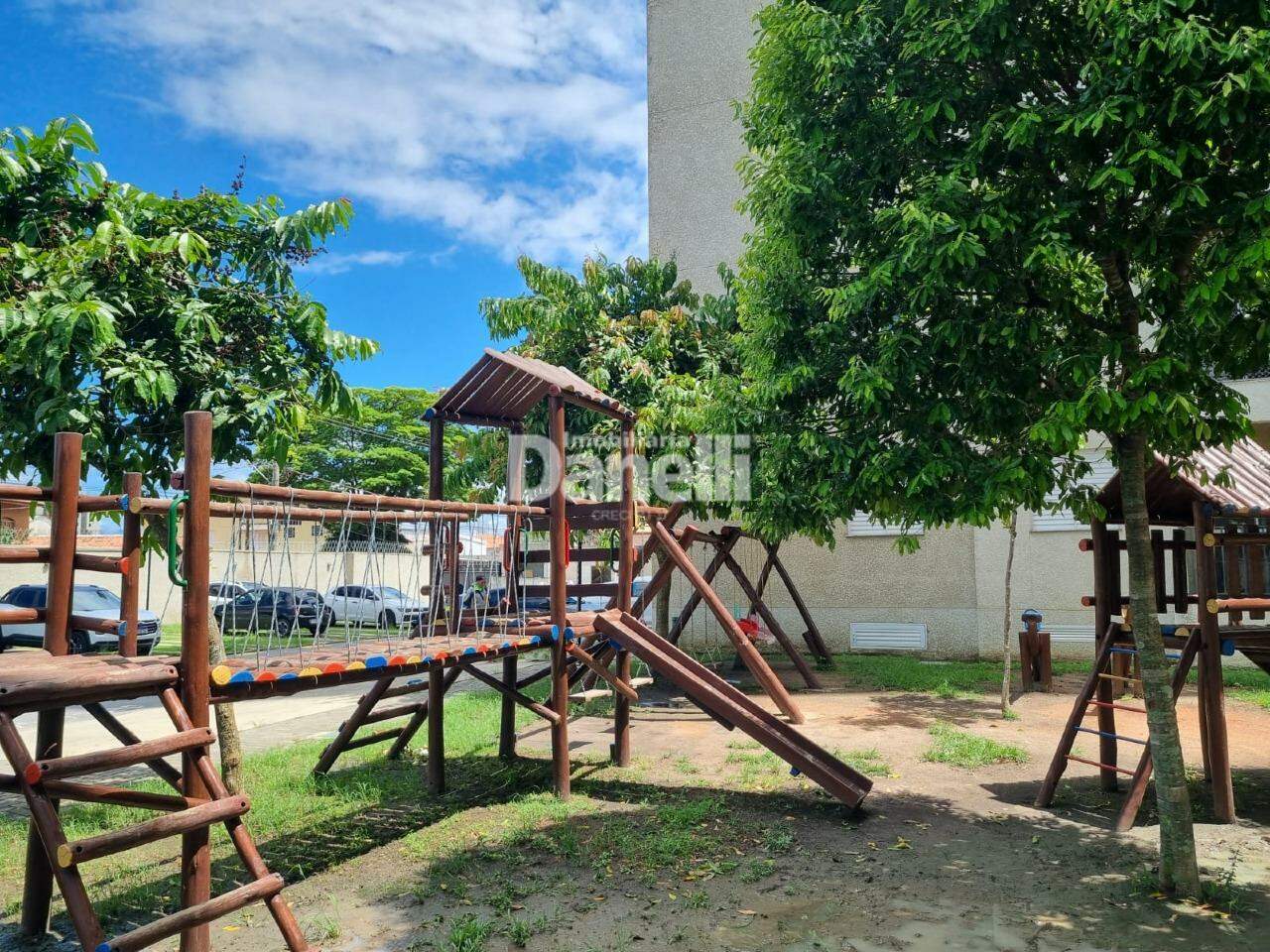 Apartamento à venda no Areao: 